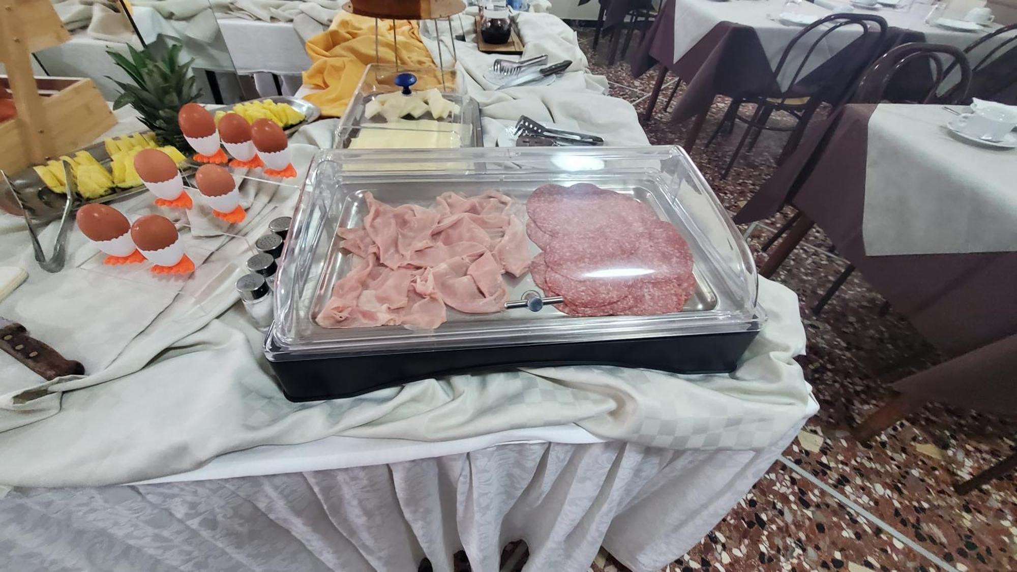 Alevon Hotel Rimini Ngoại thất bức ảnh