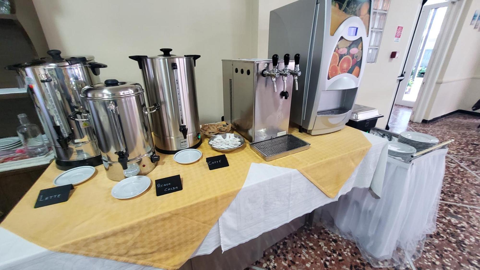 Alevon Hotel Rimini Ngoại thất bức ảnh