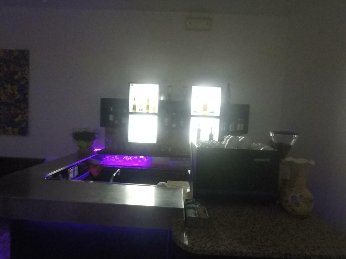 Alevon Hotel Rimini Ngoại thất bức ảnh